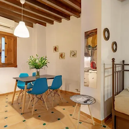 Casa De Columnas Aparthotel