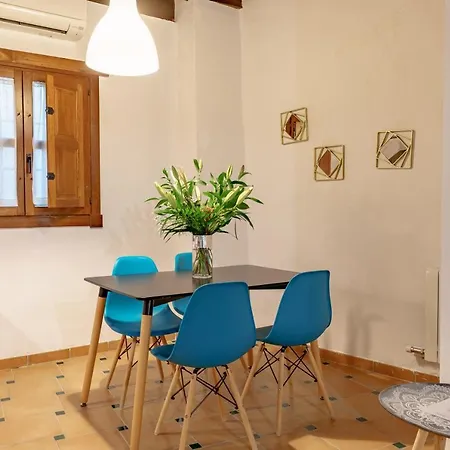 Casa De Columnas *