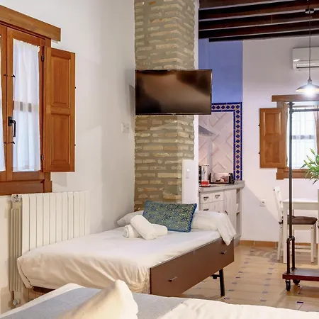 Casa De Columnas Aparthotel Granada