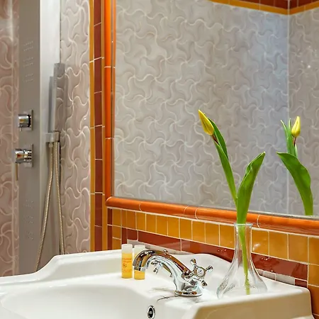 Casa De Columnas 4* Гранада