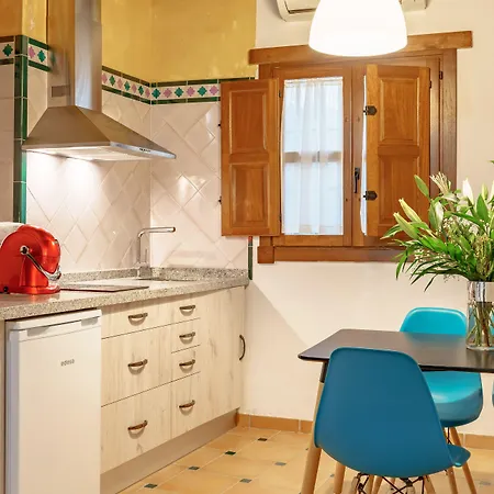 Casa De Columnas Апарт-отель Гранада