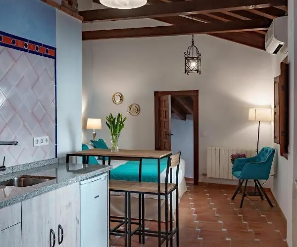 Lägenhetshotell Casa De Columnas 4*