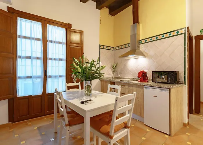 Lägenhetshotell Casa De Columnas 4*