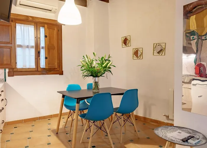 Casa De Columnas 4*