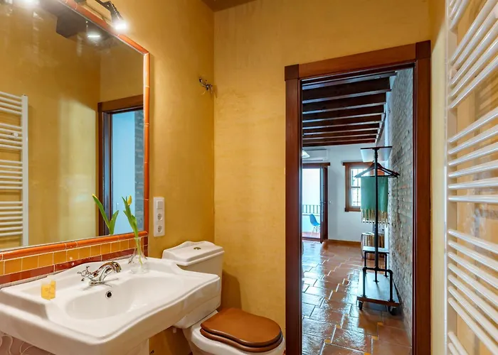 Casa De Columnas Aparthotel Granada