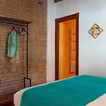 Casa De Columnas